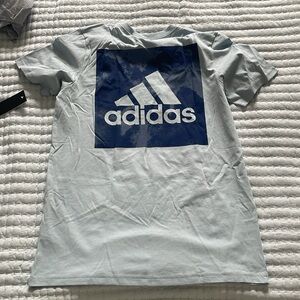 NWT Adidas T